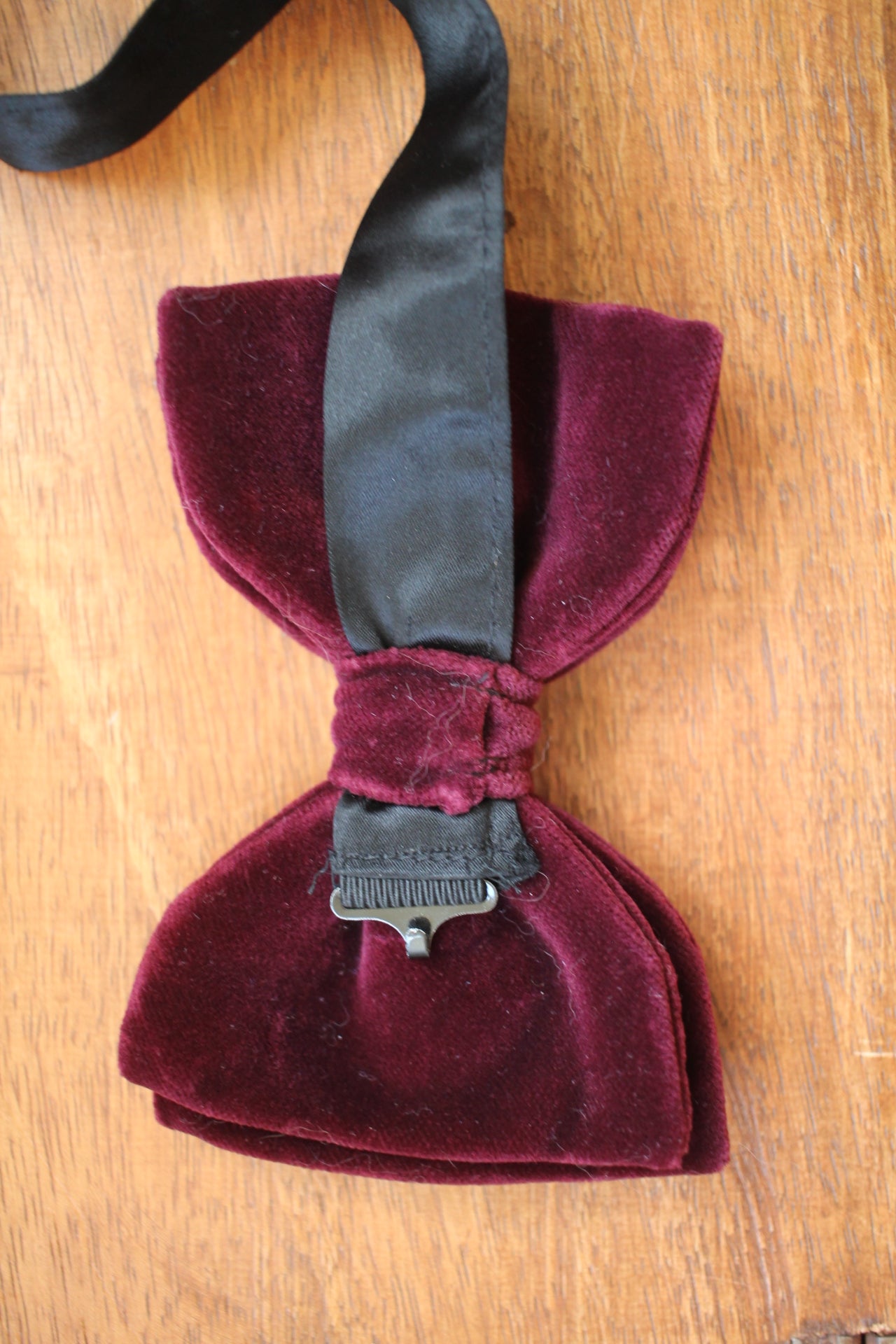 Vintage St Michael pre-tied deep red purple velvet bow tie adjustable