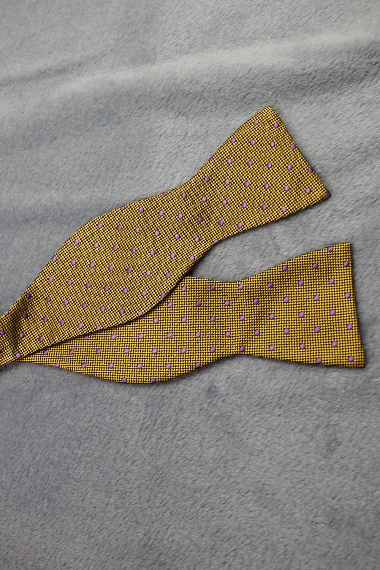 Vintage self tie thistle end 100% silk yellow purple spotted pattern bow tie adjustable