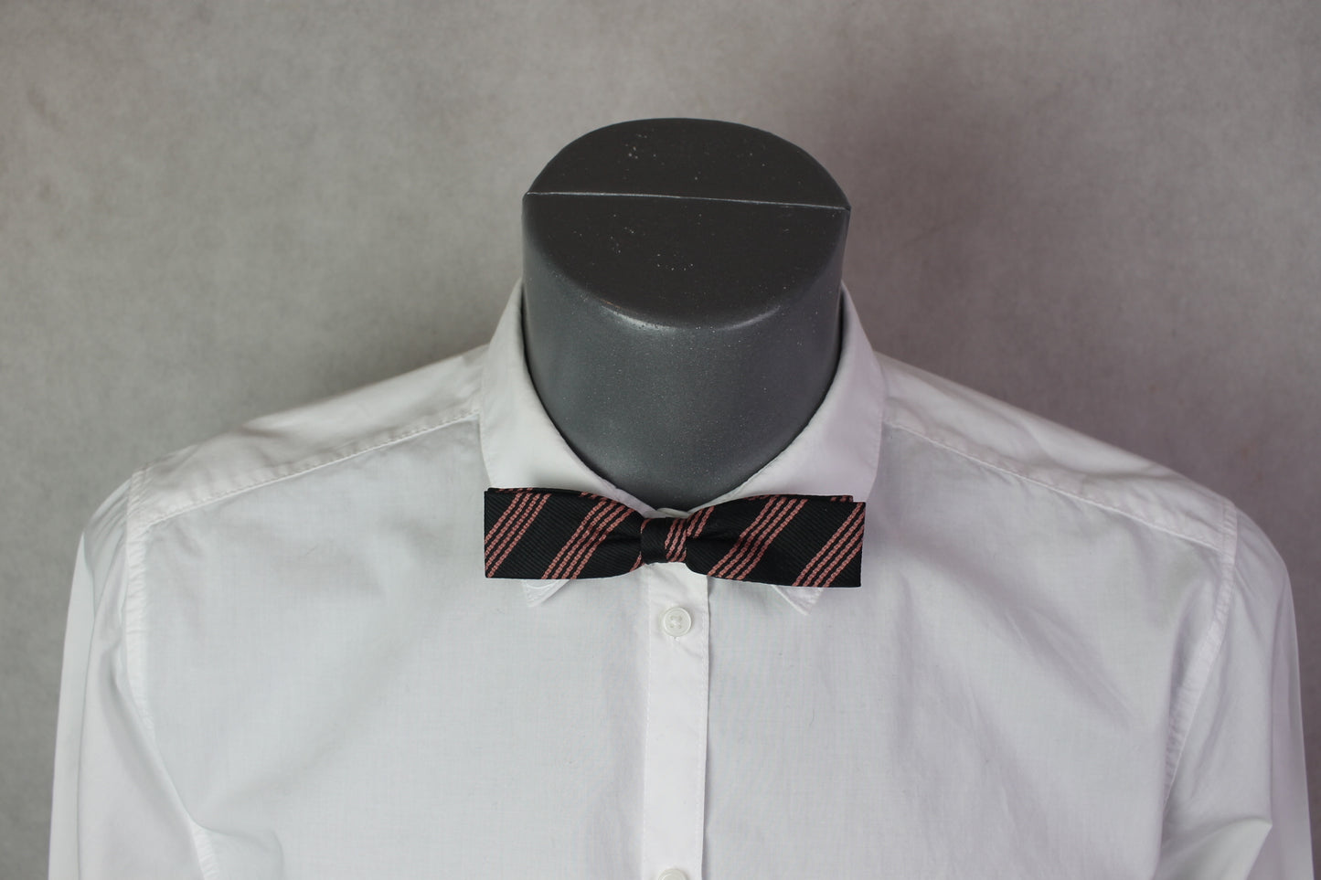 Vintage pre-tied clip on pink black striped pattern bow tie