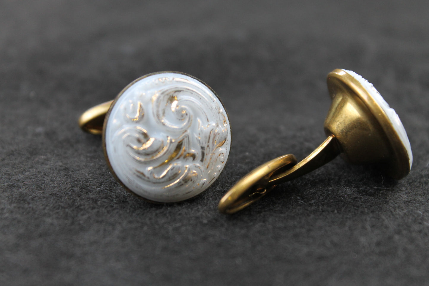 Vintage Pastel Relief Pattern Cufflinks