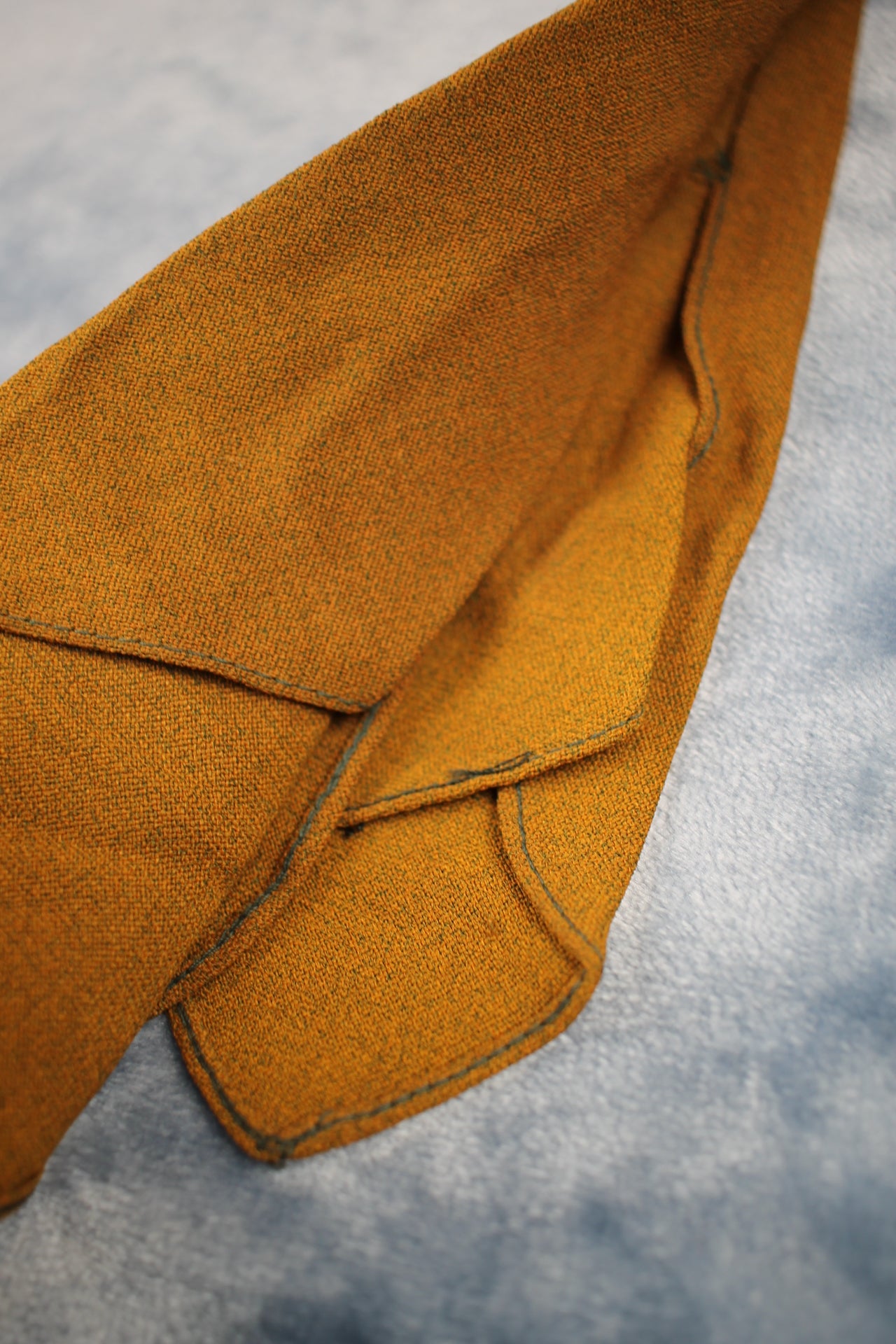 Vintage 1940s/50s khaki tan speckled unlined swing tie