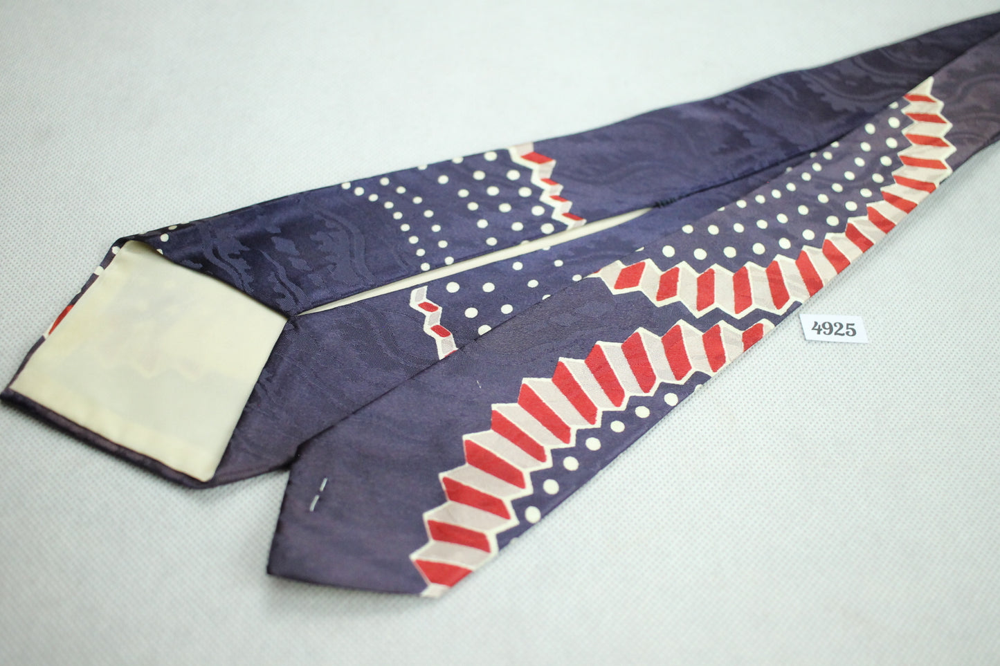 Vintage Yankee Cravat Swing Tie 1940s/50s Navy and Red Jacquard