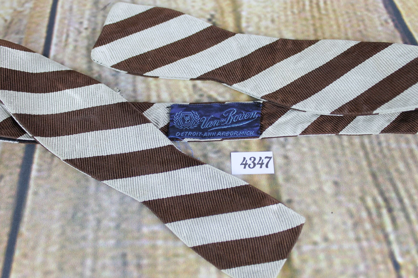 Superb Vintage Van Boven Silver Brown Broad Stripe Self Tie Slim Thistle Bow Tie