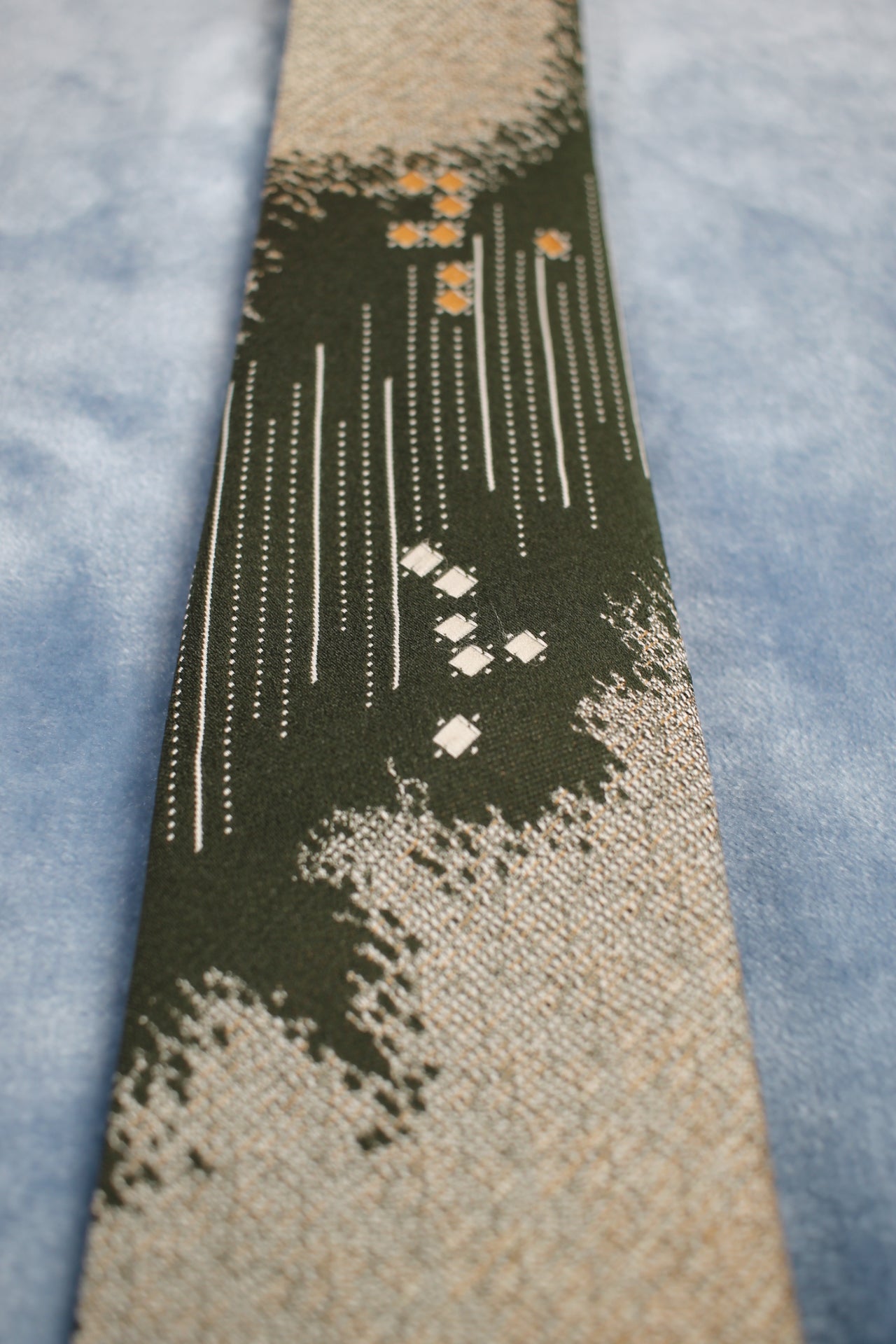 Vintage Tootal 1960s silver green flecked pattern kipper tie