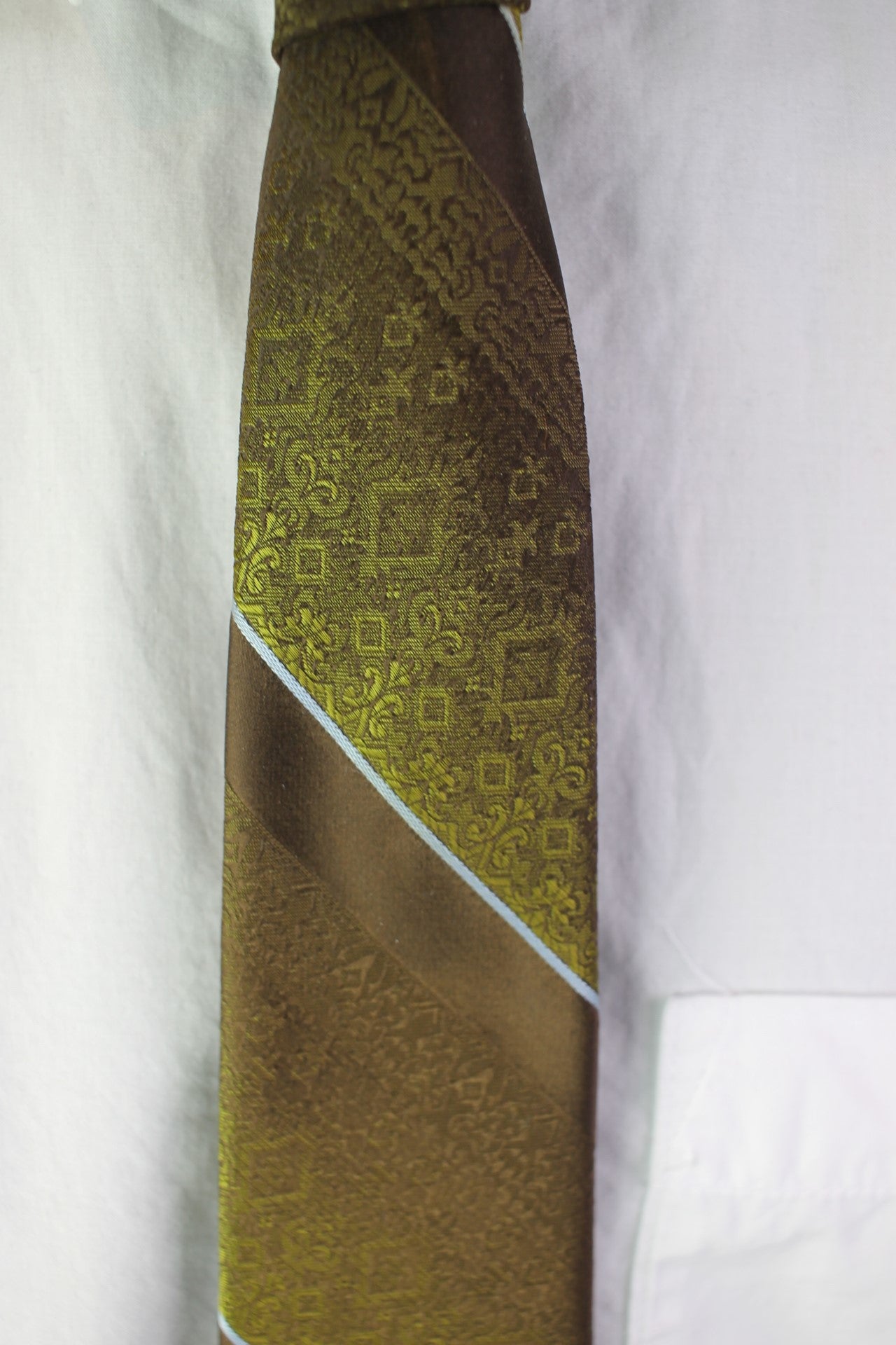 Vintage Wembley green brown jacquard striped tie