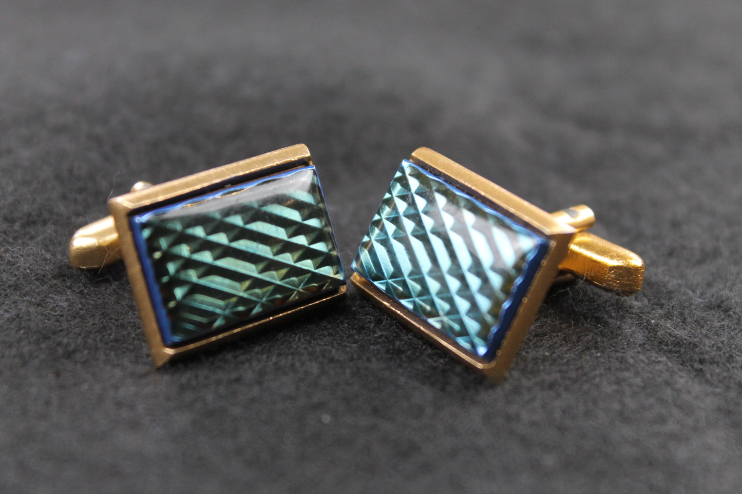 Vintage Oblong Blue Green Refractive Cufflinks