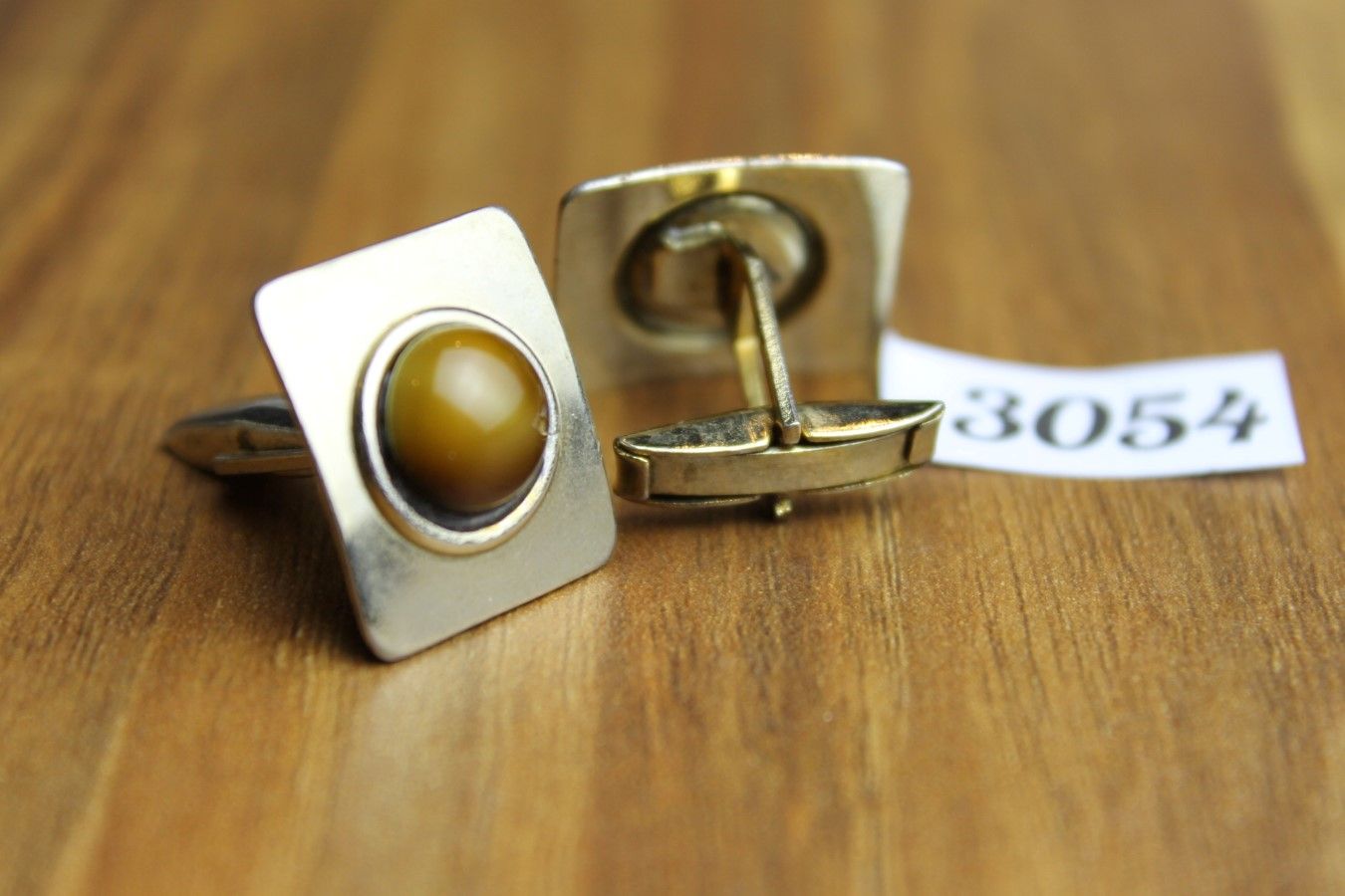 Vintage Silver Metal Tigers Eye Square Cuff Links