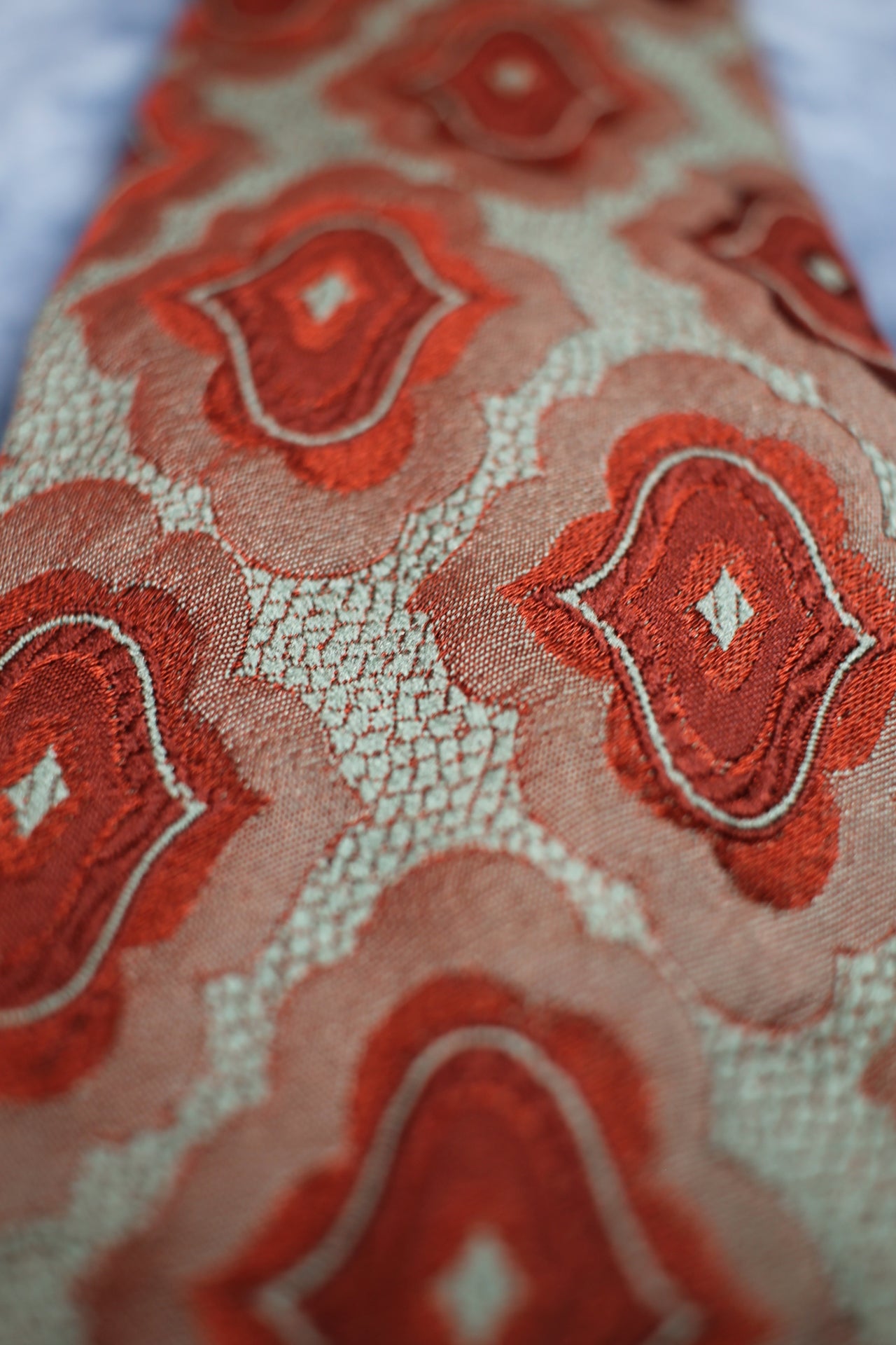 Vintage Tivoli 1960s green red pattern tie