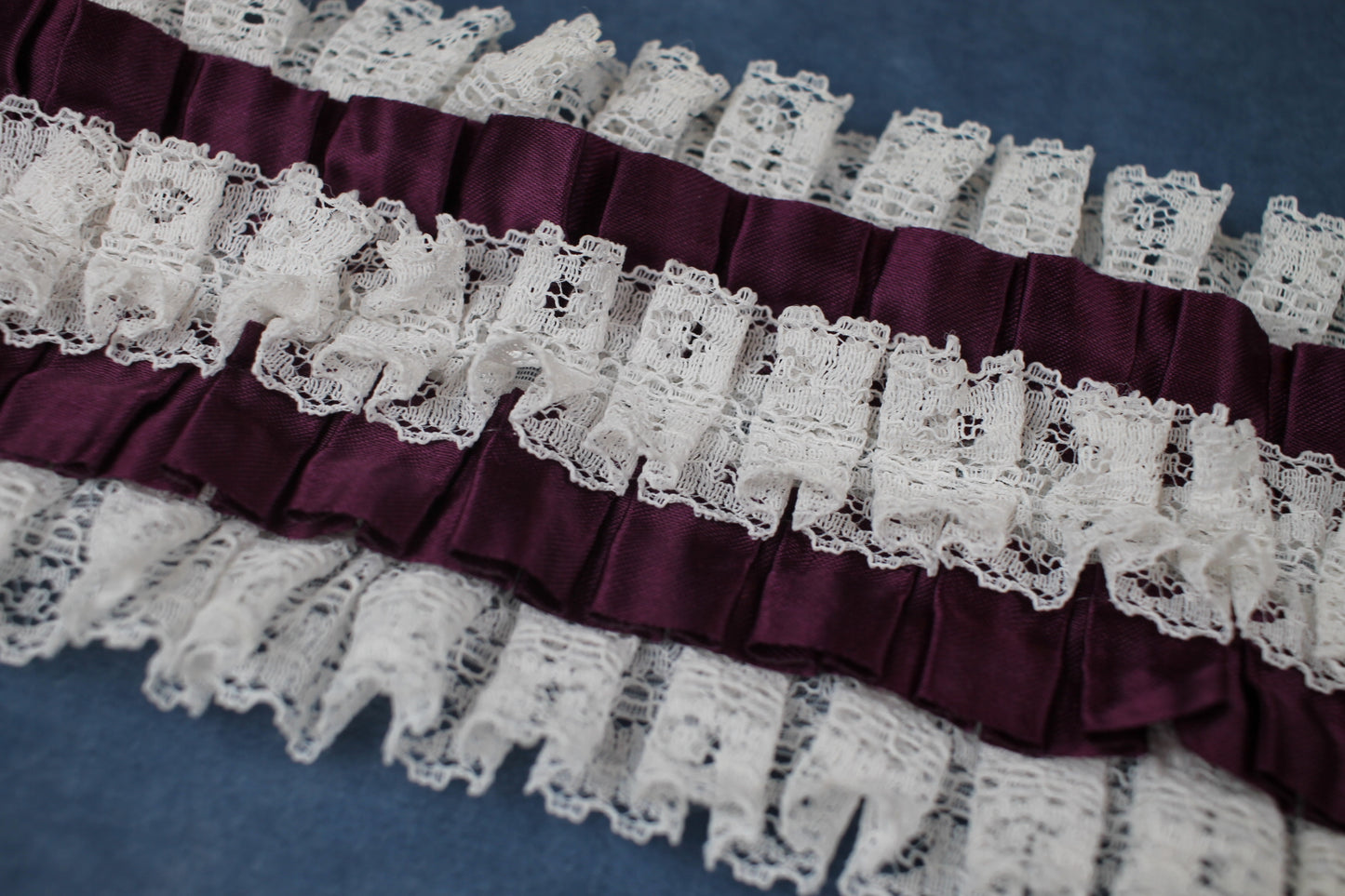 Vintage 1970s 100% Nylon dark purple white button on shirt frill ruffle