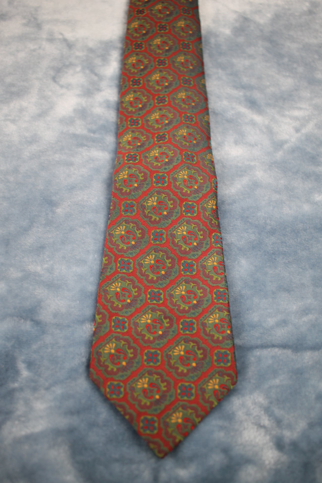 Vintage Tootal 1960s green red gold pattern kipper tie