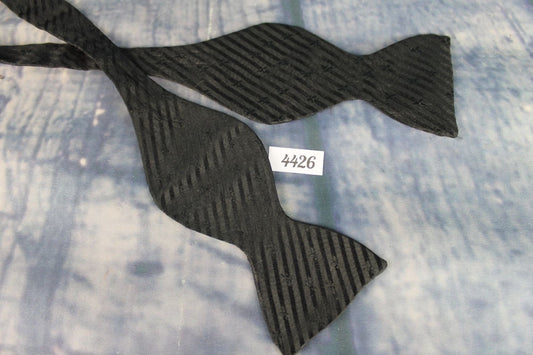 Superb Vintage Childs Small Classic Black Striped Self Tie Bow Tie Straight End Thistle