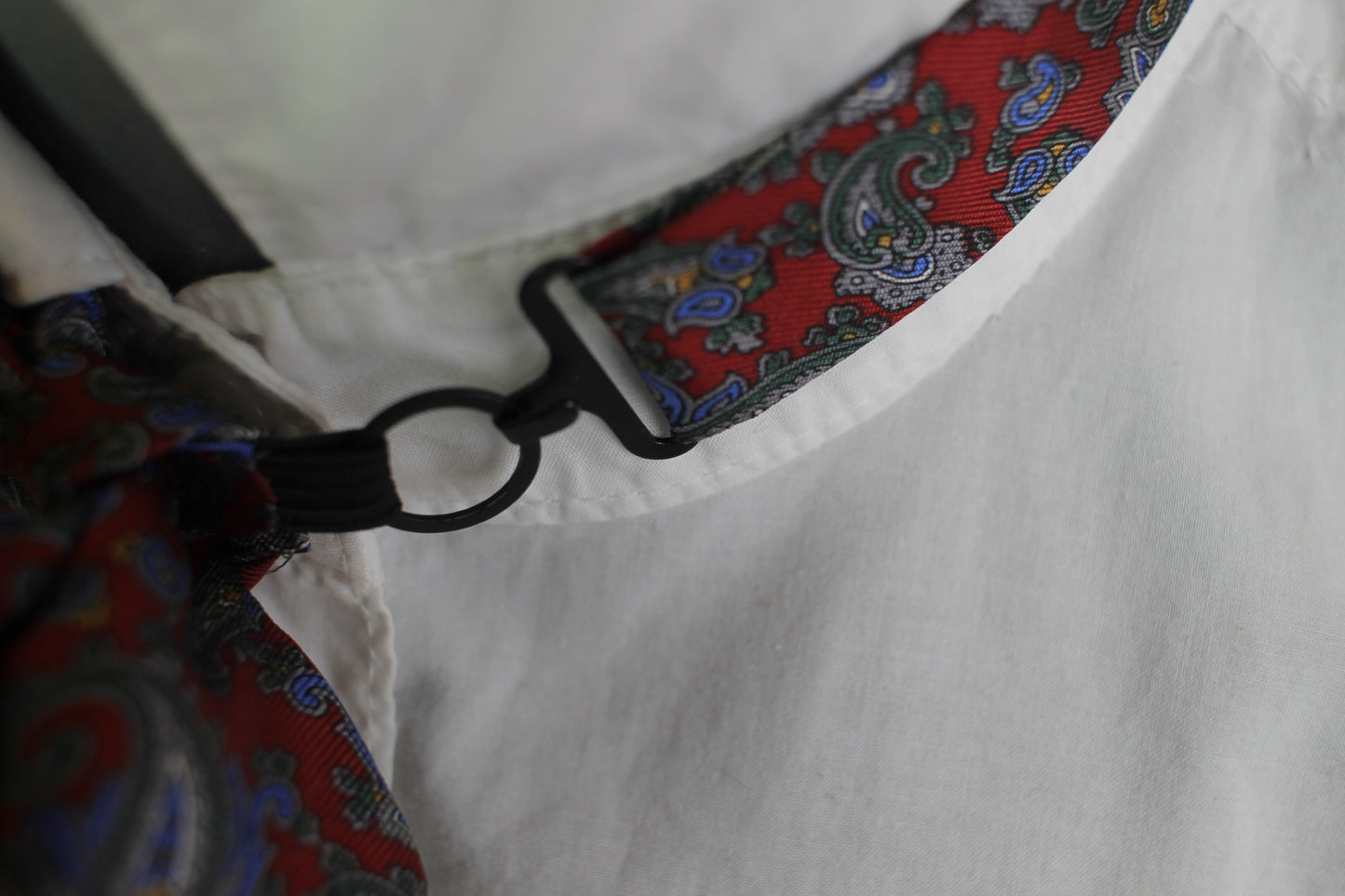 Vintage pre-tied red blue green paisley pattern bow tie adjustable