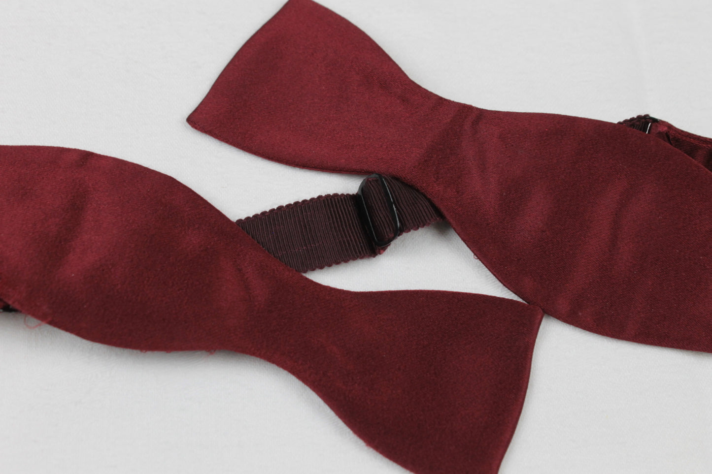 Vintage self tie thistle end burgundy bow tie adjustable