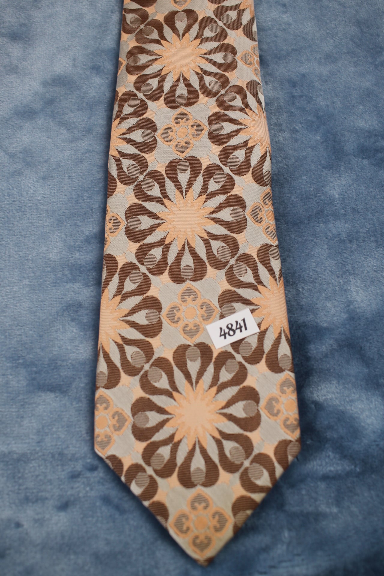 Vintage Tootal 1960s peach brown floral pattern kipper tie