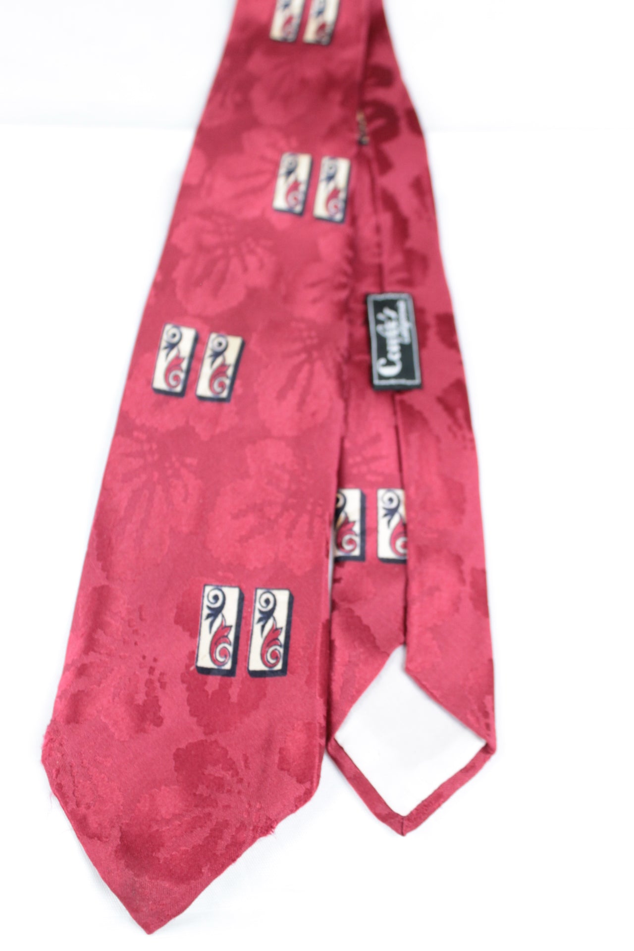 Vintage Coffee's California cherry red jacquard skinny tie 1950s/60s