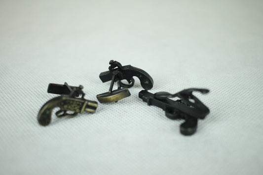 Vintage Flintlock Cuff Links and Tie Clip