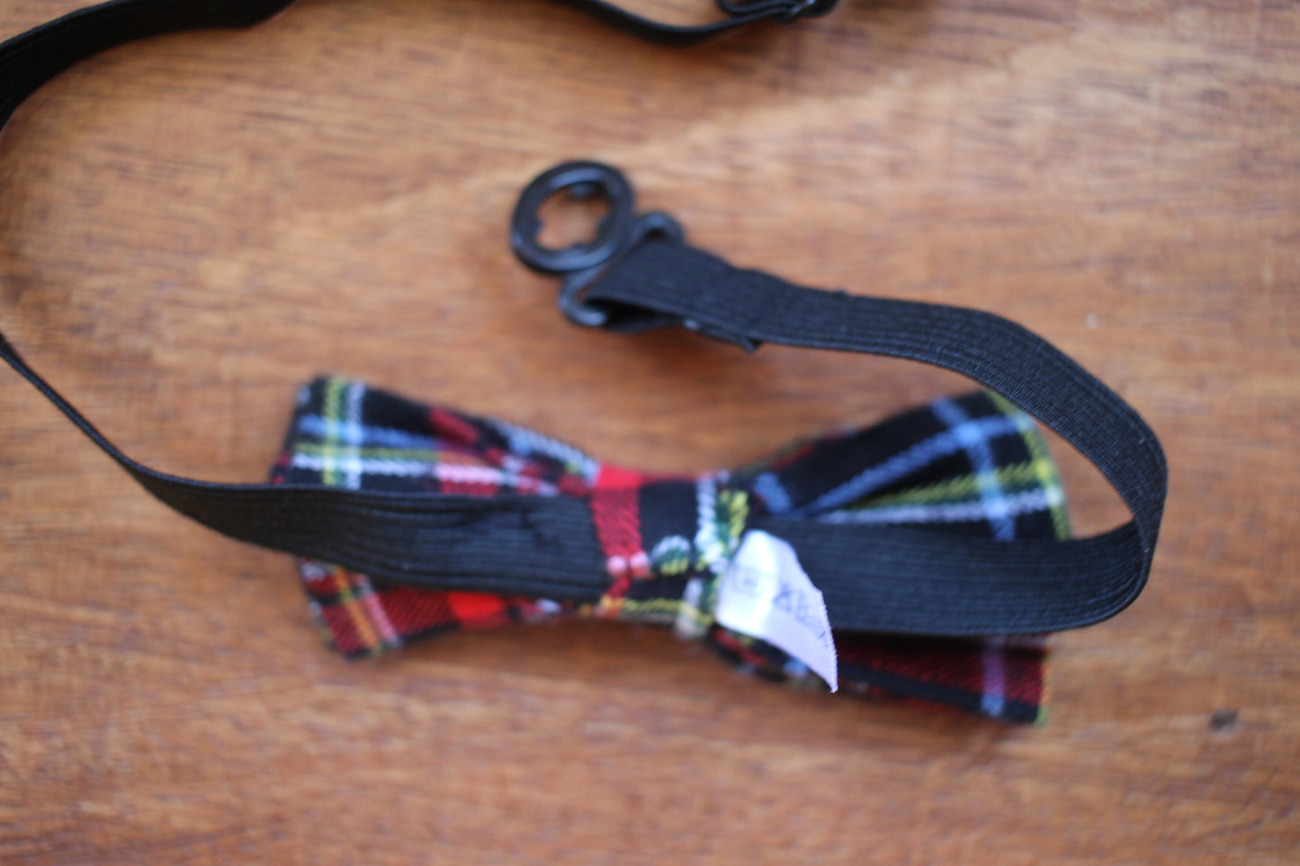 Vintage pre-tied red black tartan pattern bow tie adjustable