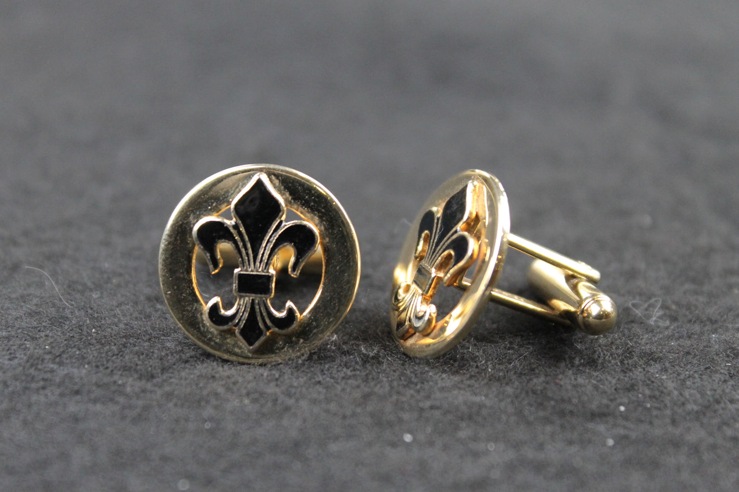 Vintage Fleur de Lys Cufflinks Gold Metal and Enamel