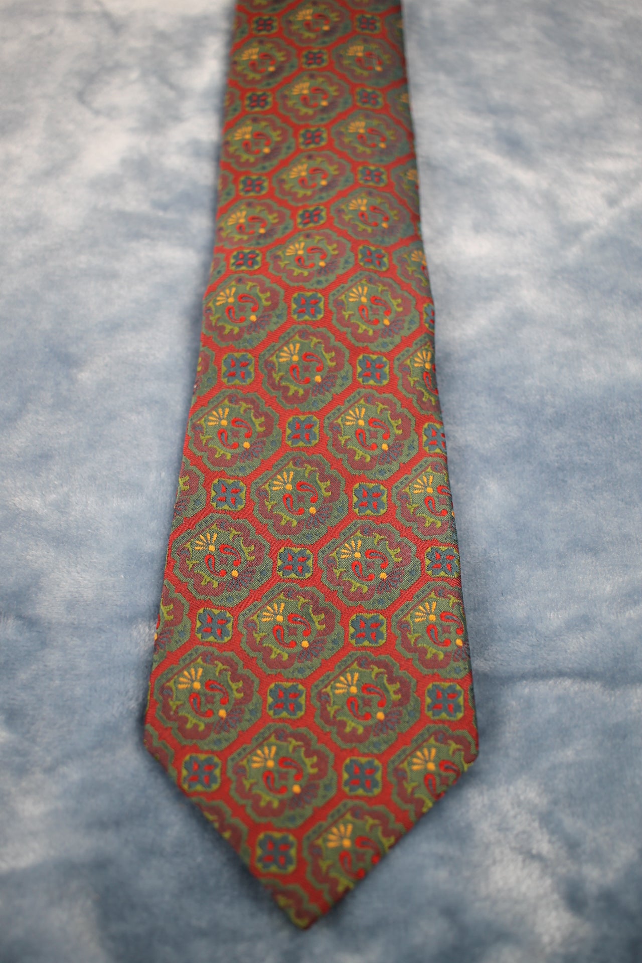 Vintage Tootal 1960s green red gold pattern kipper tie