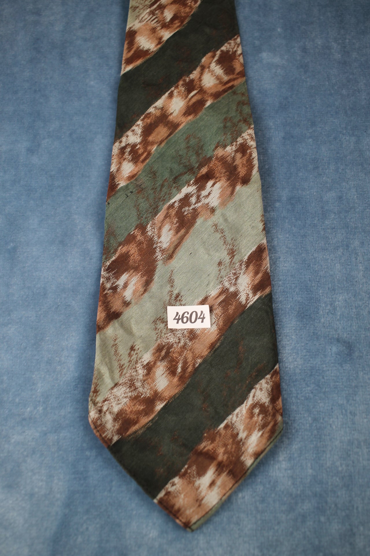 Vintage Ecco Loop imported silk 2 tone green brown pattern swing tie