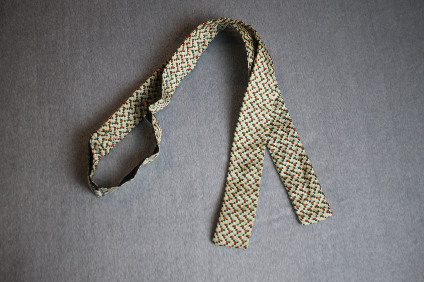 Vintage Bows by Hut self tie straight end all silk light green brown cream pattern bow tie adjustable