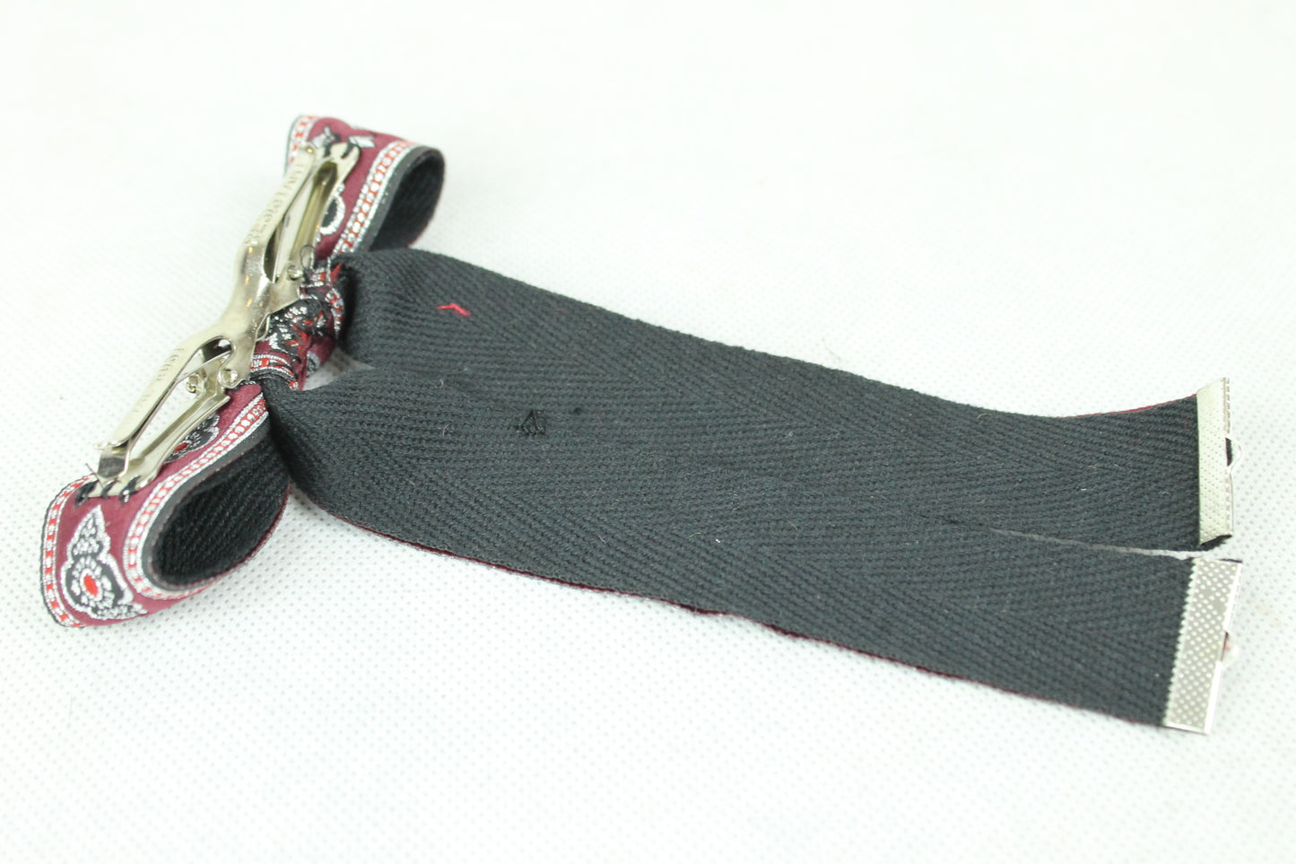 Vintage Style New Burgundy Silver Clip On Western Cowboy Kentucky Bow Tie