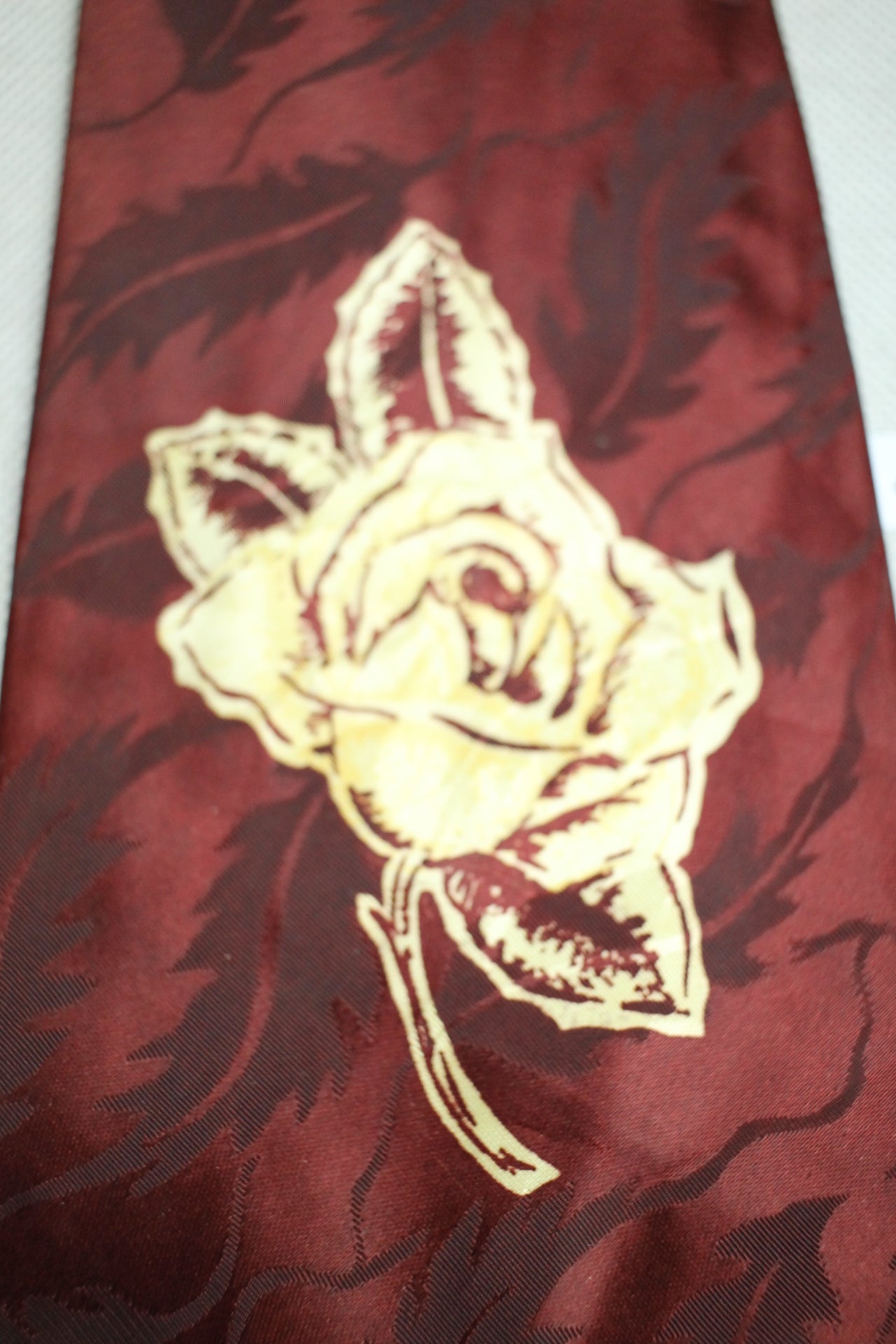 Vintage 1940s/50s Shops For Men Jacquard Burgundy Floral Swing Tie