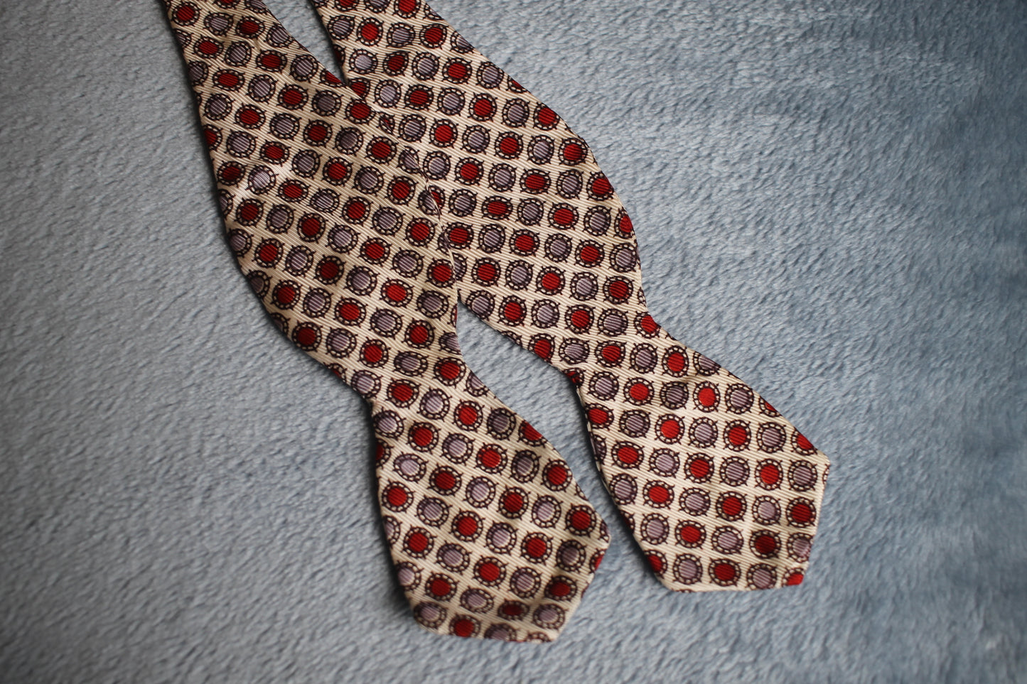 Vintage self tie thistle end cream red lilac circle pattern bow tie adjustable