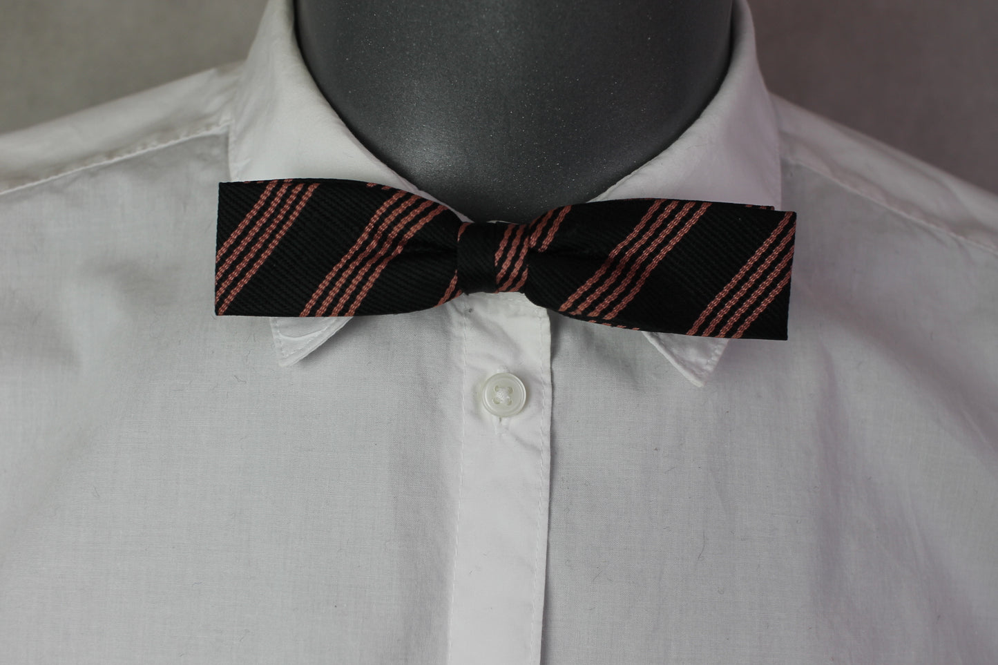 Vintage pre-tied clip on pink black striped pattern bow tie