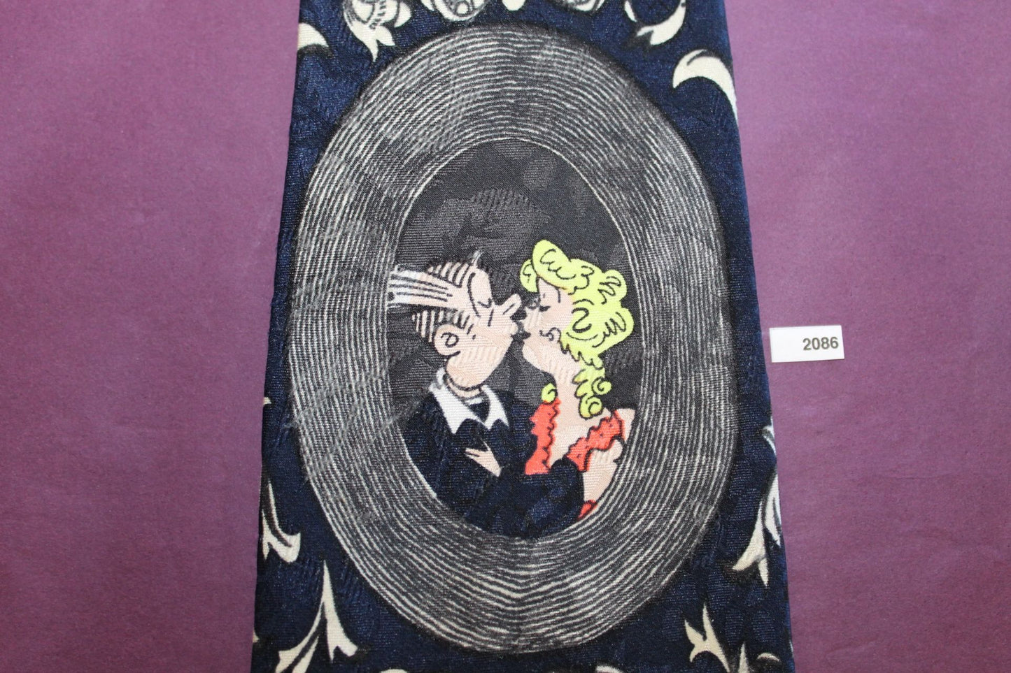 Superb Quality Vintage Blondie & Dagwood American Cartoon Tie