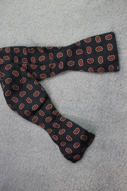 Vintage Copley self tie thistle end blue red pattern bow tie adjustable