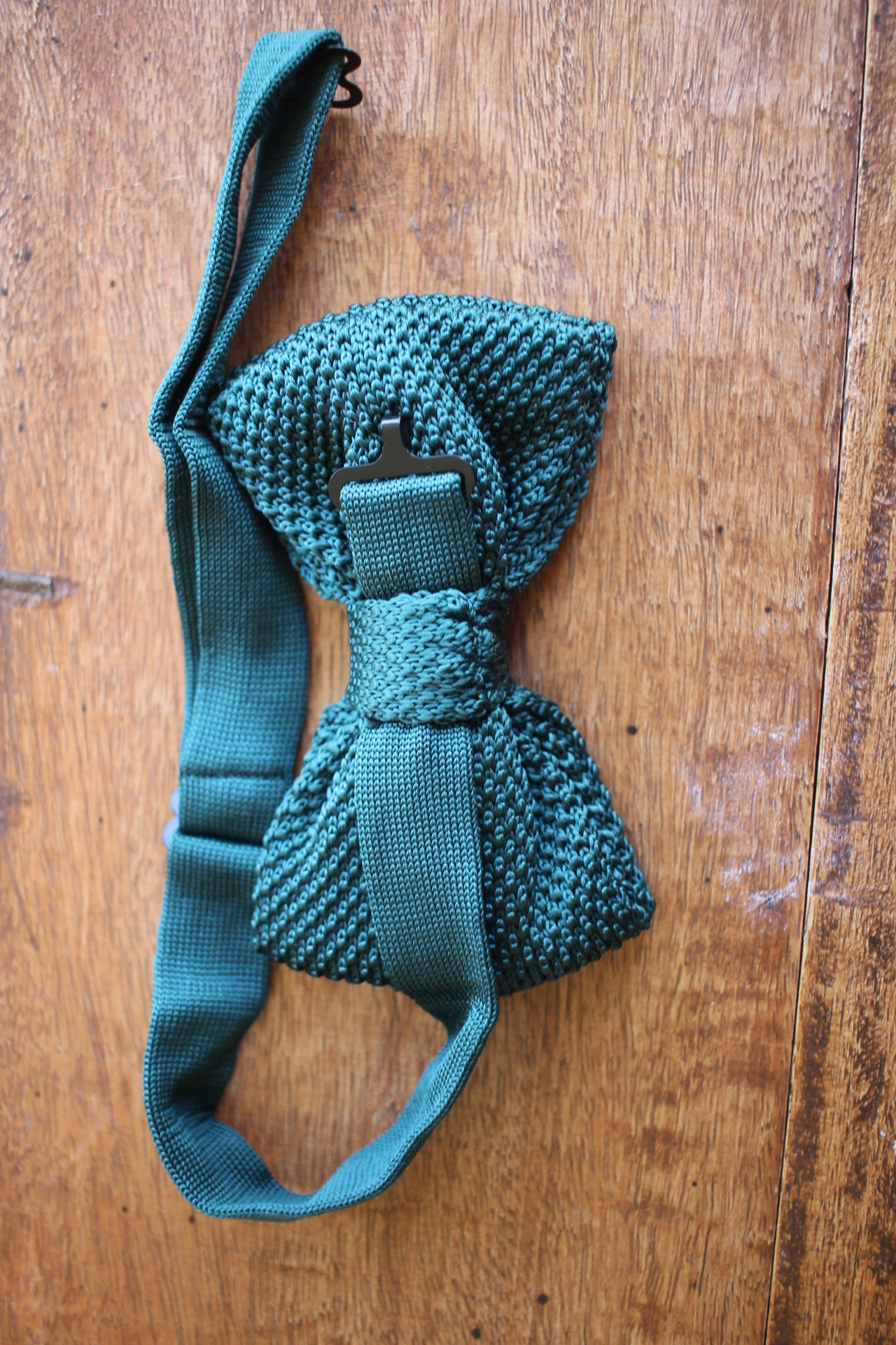Vintage pre-tied bottle green bow tie adjustable