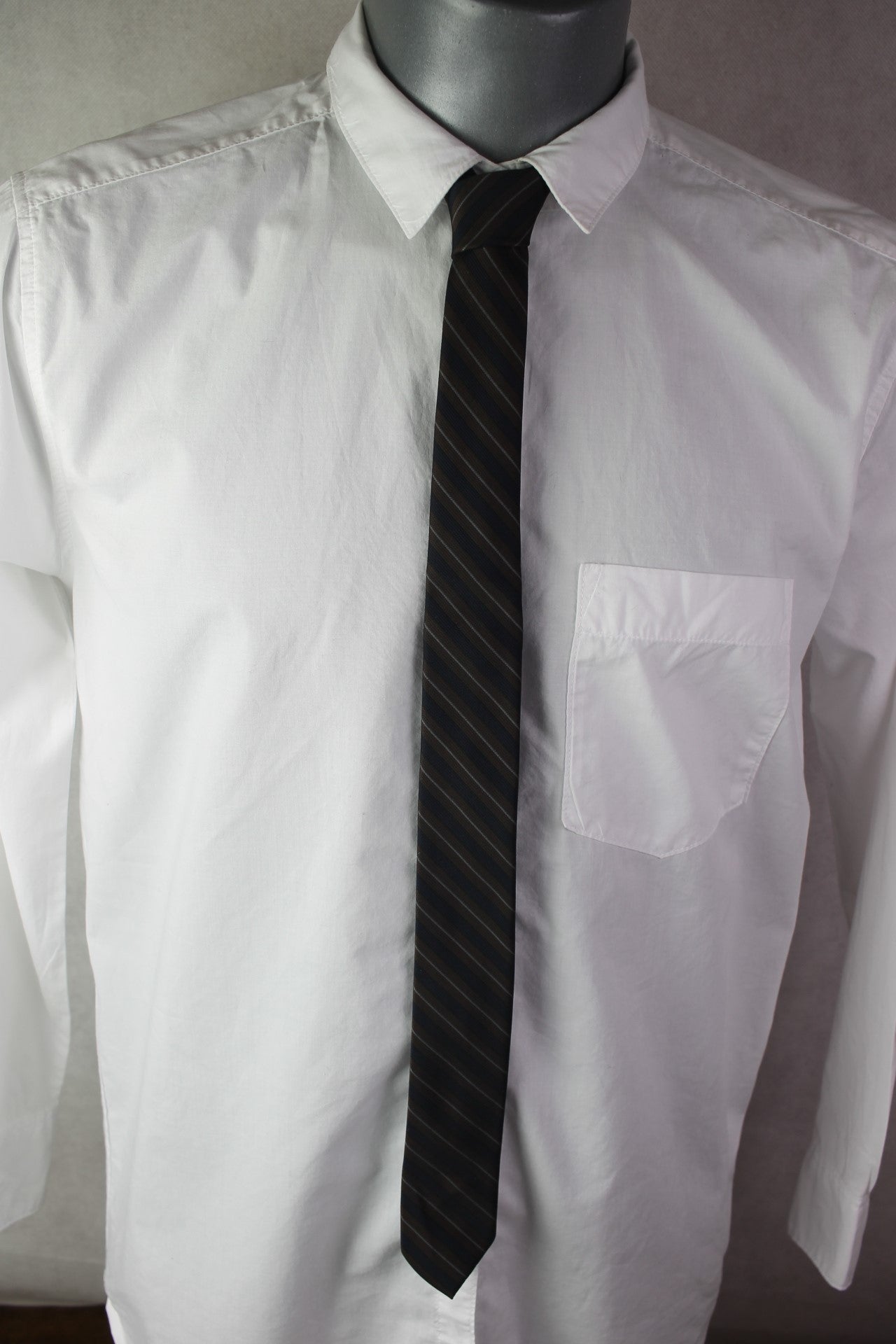 Vintage Beau Brummell brown black striped pattern skinny tie