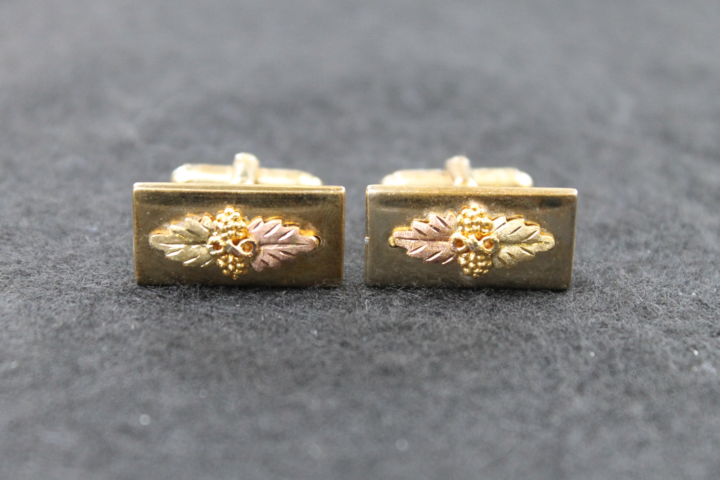 Vintage Anson Black Hills Gold Leaf Cufflinks