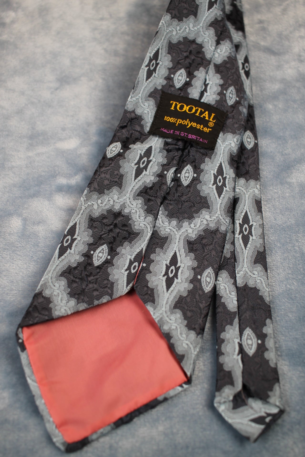 Vintage Tootal 1950s/60s 2 tone blue pattern kipper tie