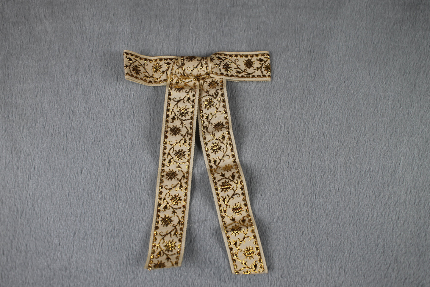 Vintage Cream Gold Pattern Clip On Western Cowboy Kentucky Bow Tie