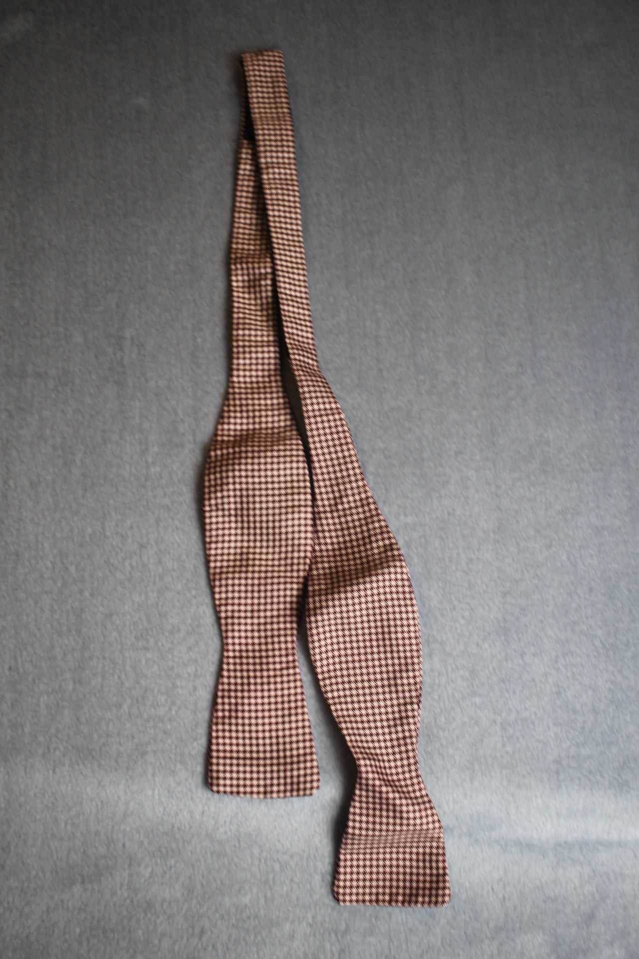 Vintage I Magnin self tie thistle end light pink dark red check pattern bow tie adjustable