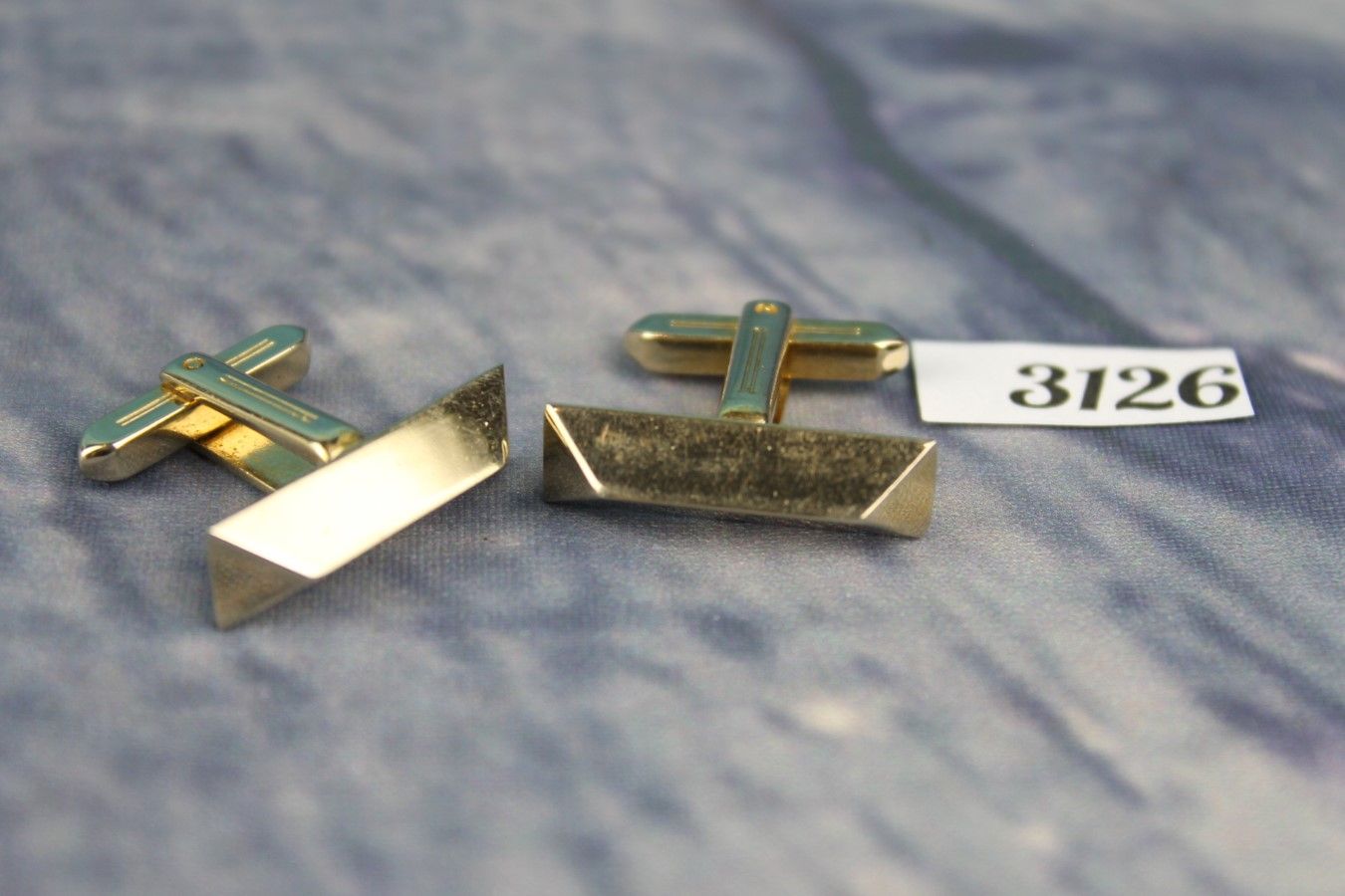 Vintage Made In USA Gold Metal Bar Cufflinks