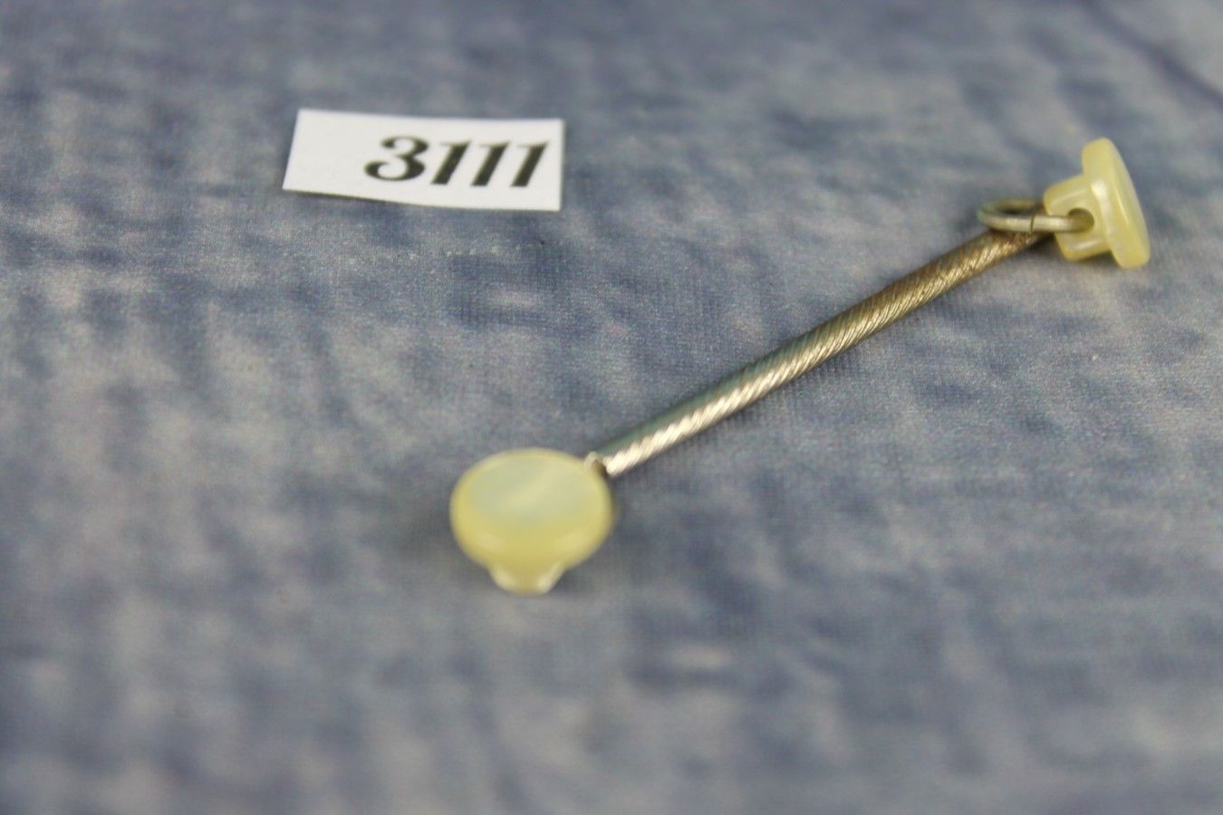 Unusual Vintage Collar Bar Pearly Lucite buttons