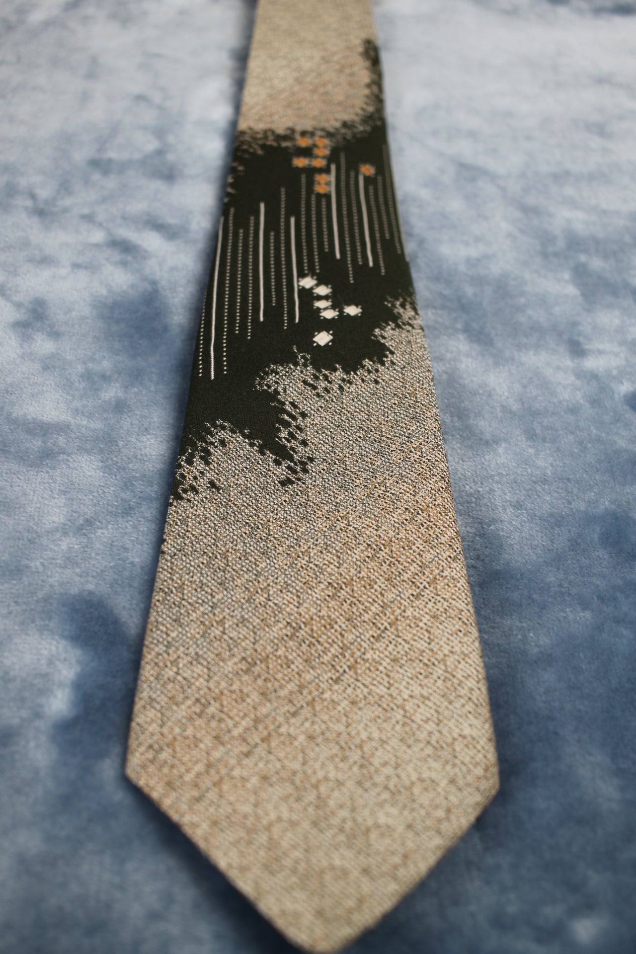 Vintage Tootal 1960s silver green flecked pattern kipper tie