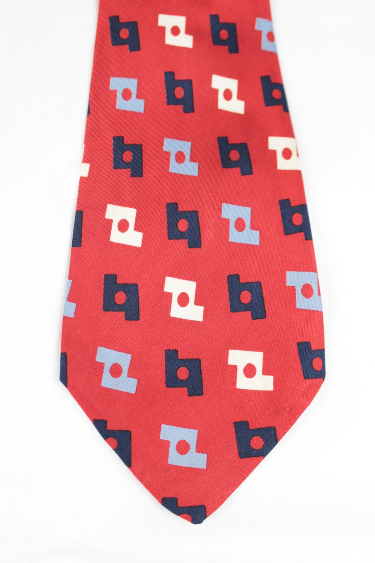 Vintage 1950s Bullock's Pasadena All Silk Candy Red Pattern Swing Tie