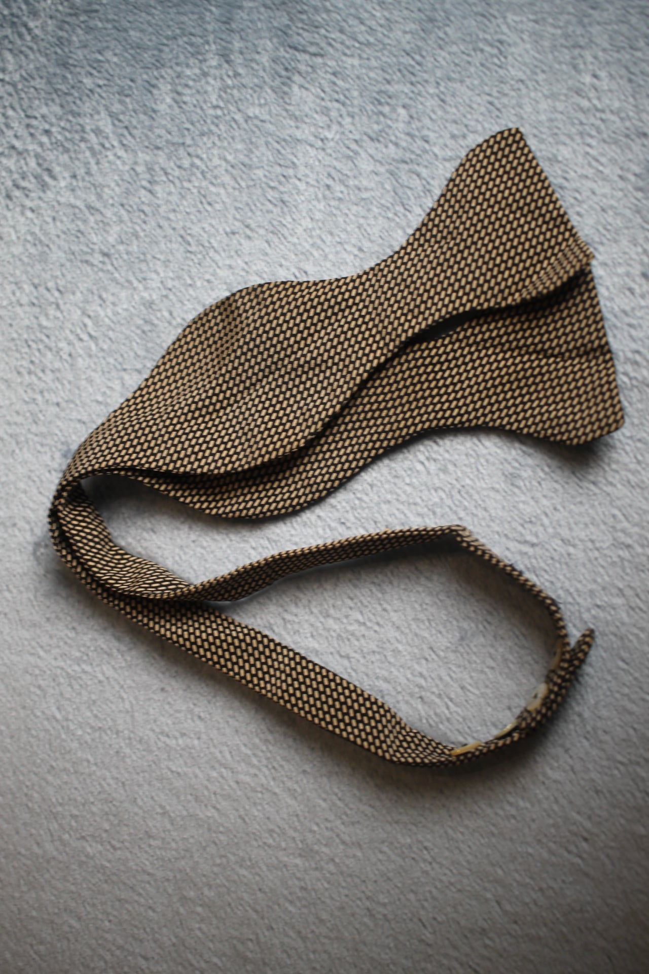 Vintage self tie thistle end brown check pattern bow tie adjustable