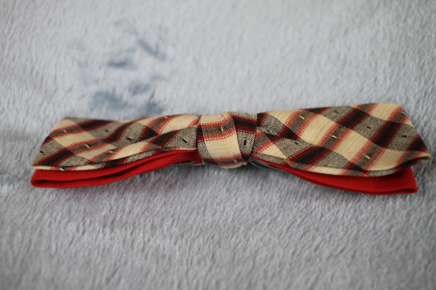 Vintage grey red cream striped pattern clip on bow tie