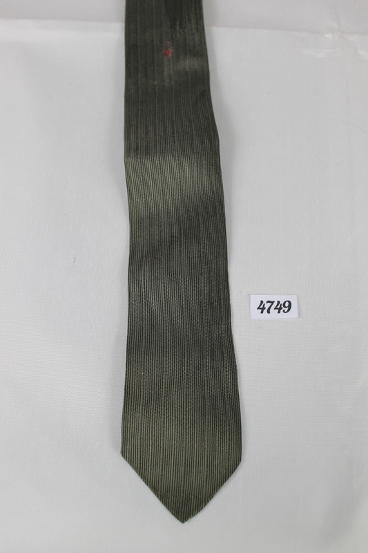 Vintage Beau Brummel 1950s/1960s silver grey skinny tie