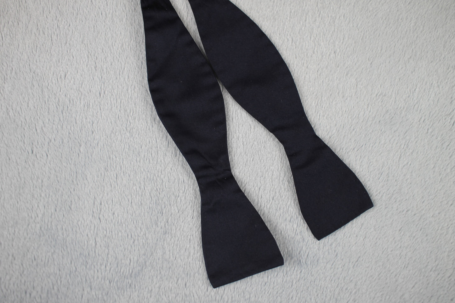 Vintage Finchley self tie thistle end classic blue bow tie adjustable