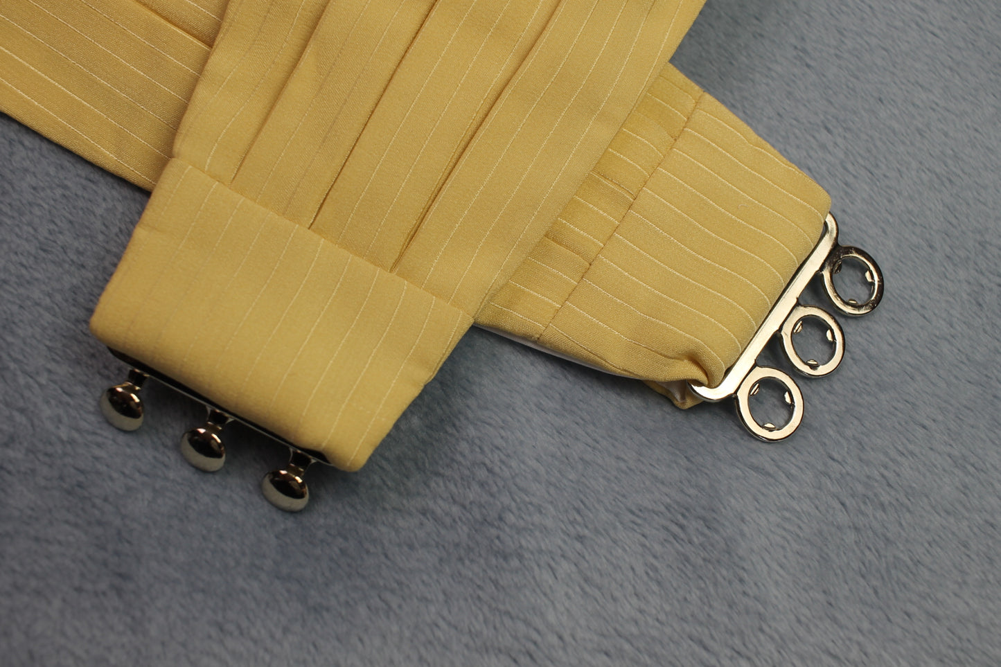 Vintage Jose Piscador yellow striped pattern pleated cummerbund