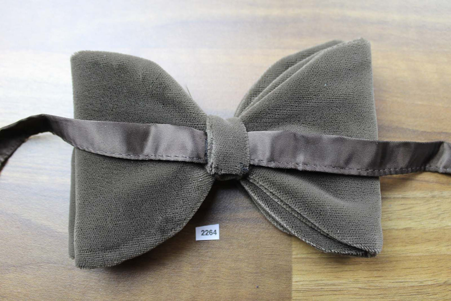 Vintage 1970s Pre Tied Bow Tie Cafe Au Lait Velvet Adjustable