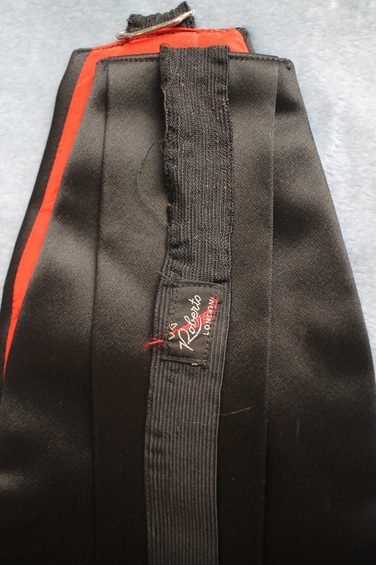 Vintage Roberto London Satin Black Red Adjustable Pleated Cummerbund