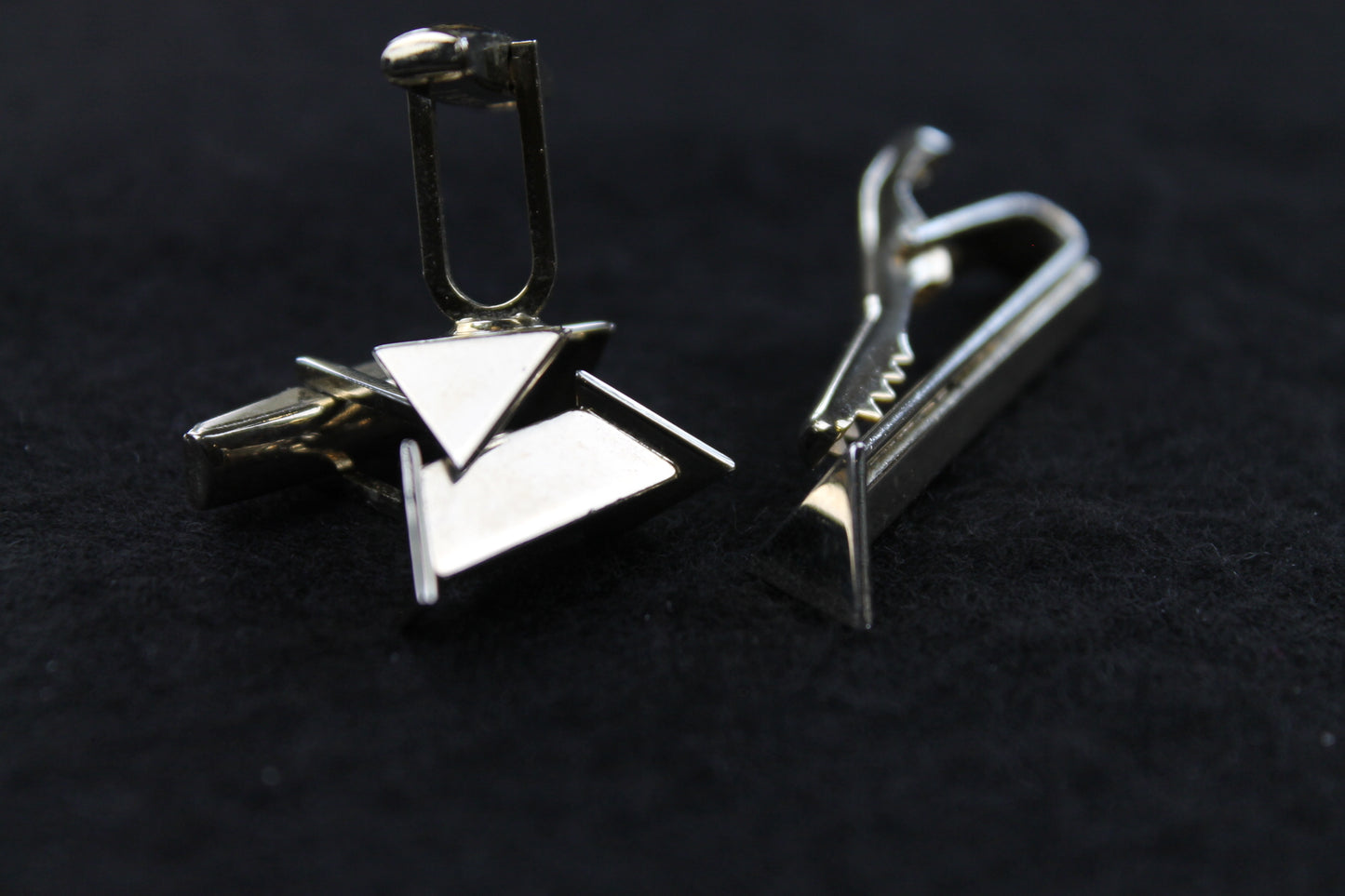 Vintage Triangular Bar Cufflinks & Tie Clip Set