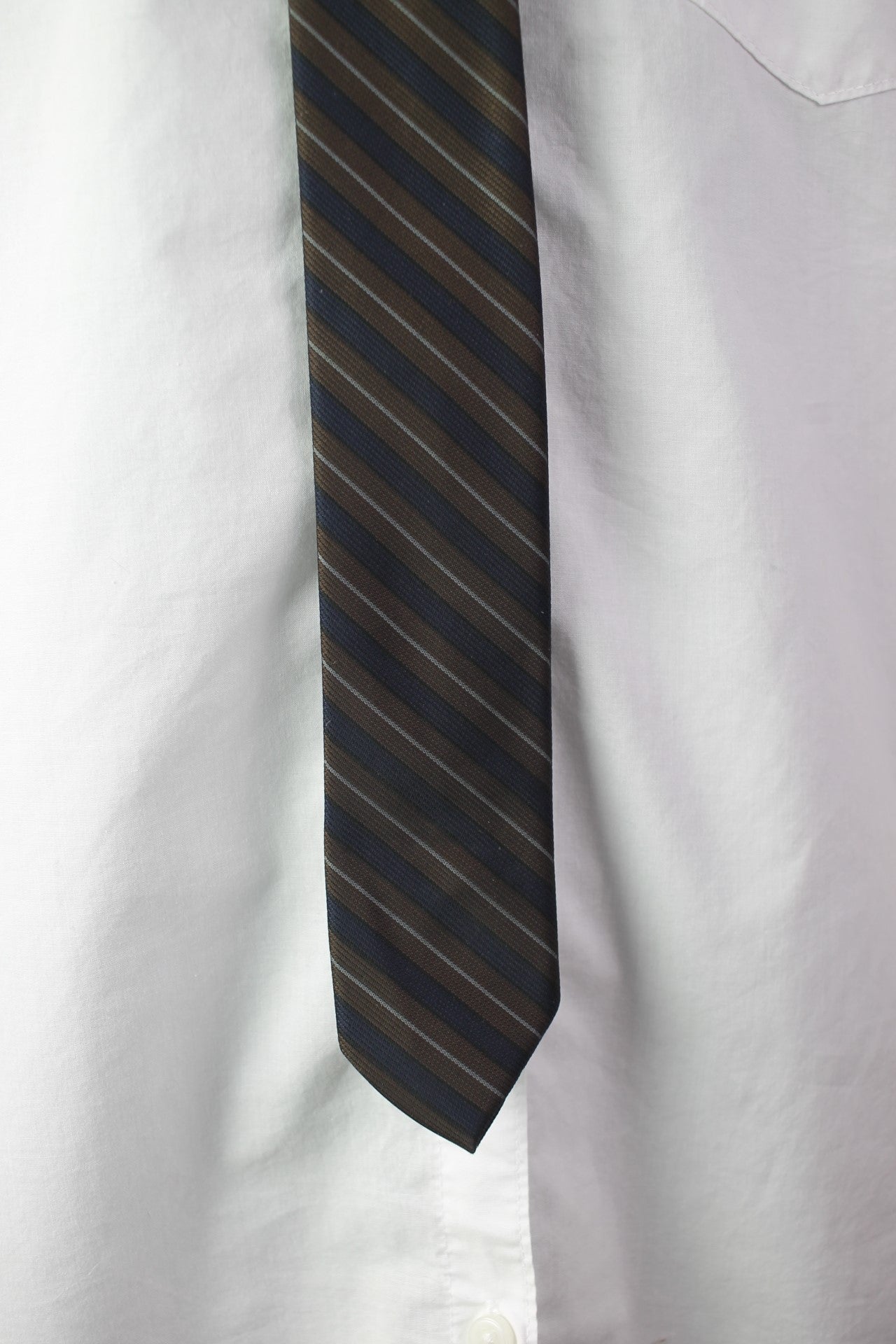 Vintage Beau Brummell brown black striped pattern skinny tie